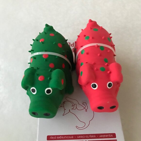 Multipet Mini Pig Latex  Squeak Dog Toy  With Squeaker Green /Red - Picture 3 of 4